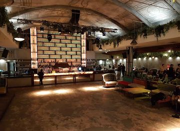 italy/alta-via-1/nightclub/vinile