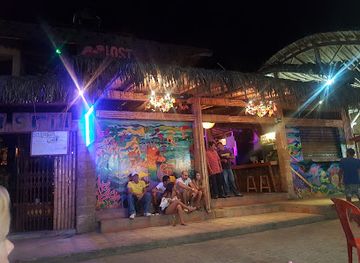 ecuador/montanita-beach/nightclub/cana-grill
