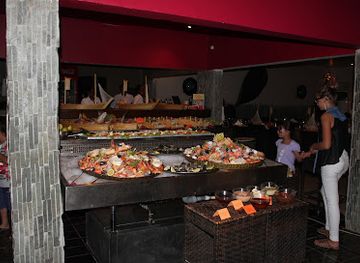 djibouti/godoria-mangrove/nightclub/restaurant-la-mer-rouge