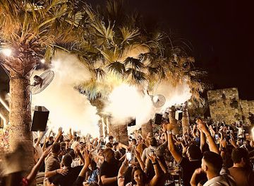 lebanon/jbeil-district/nightclub/oasis