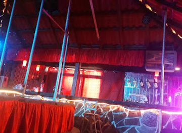 bolivia/chiquitania/nightclub/club-nocturno-chiqui-cha