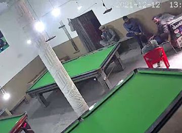 Student snooker Club