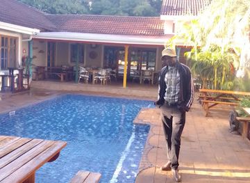 zimbabwe/zambezi-valley/nightclub/archipelago