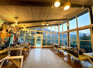 india/manali/old-manali/nightclub/urban-monk-highest-cafe-n-lounge-of-manali