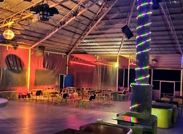 ukraine/mariupol/nightclub/santa-barbara