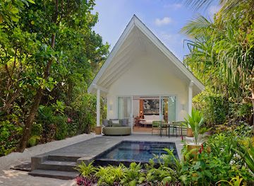 maldives/athuruga-island/nightclub/raaya-by-atmosphere