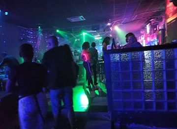 TAXI BE NIGHT CLUB