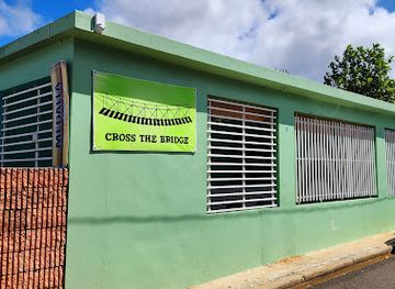 puerto-rico/el-yunque-national-forest/nightclub/cross-the-bridge