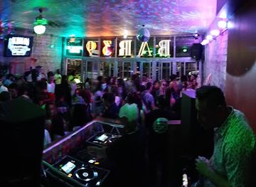 nebraska/omaha/blackstone-district/nightclub/bar-39