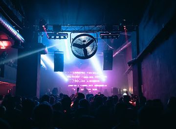 italy/rome/nightclub/rashomon-bar-club