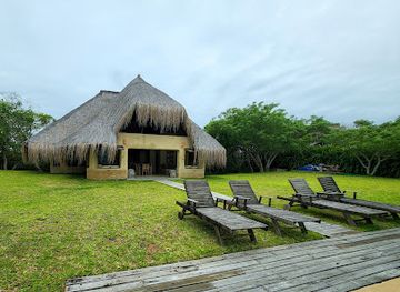 mozambique/inhaca-island/nightclub/mamas-lodge