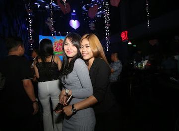 indonesia/riau-islands/nightclub/square-club-ktv