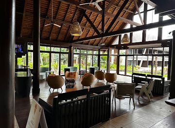 new-caledonia/ile-des-pins/nightclub/longitude-167-bar