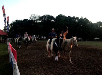 paraguay/cerro-pero/nightclub/mangal-sortijero