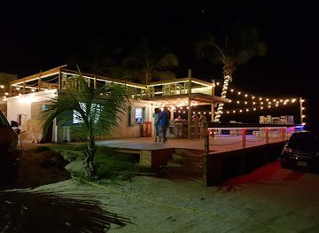 Lit lounge