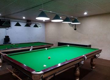 pakistan/faisalabad/nightclub/joker-snooker-club