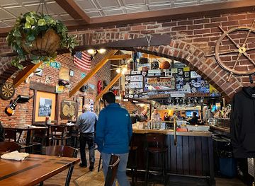 maine/brunswick/nightclub/joshua-s