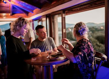 nicaragua/chontales-hills/nightclub/favilli-lounge-mansion