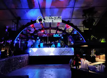 Gianpula Main Room
