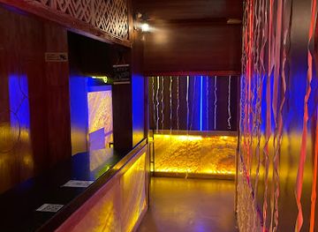 Avenue 28 Club