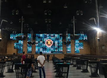 cambodia/kampong-speu/nightclub/dot-sensok-club