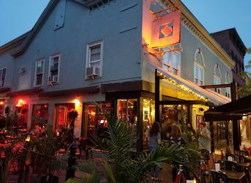 vermont/mount-mansfield/nightclub/red-square