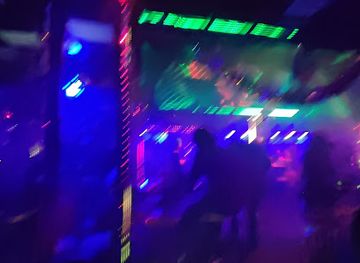 cameroon/mount-cameroon-national-park/nightclub/les-saints-peres