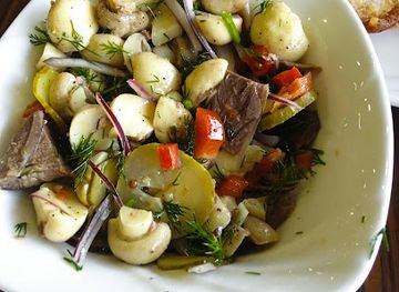 uzbekistan/tashkent/chilanzar/nightclub/paris-night-club