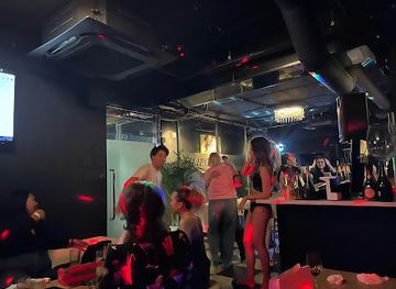 Filipo Lounge | International Bar