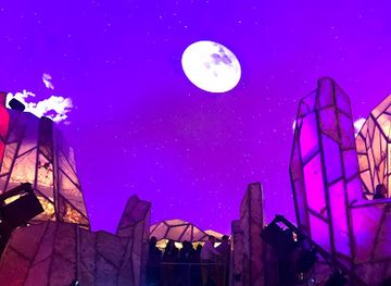 connecticut/ski-sundown/nightclub/vista-lounge-at-wombi-rock