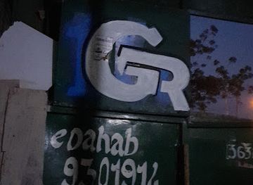 somalia/karkaar-mountains/nightclub/kolayga-abdicasiis