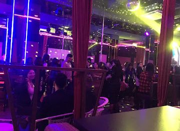 mongolia/selenge-river-basin/nightclub/the-iloft-function-house