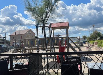 croatia/paklenica-national-park/nightclub/bikarija-pub