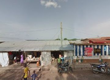 ghana/mole-national-park/nightclub/patience-chop-bar