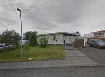 iceland/vatnajokull-national-park/nightclub/runtkastio