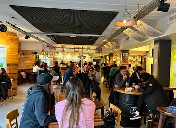 La Zorra Taproom