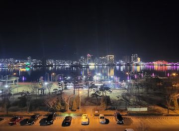 south-korea/seoraksan-national-park/nightclub/clubyu