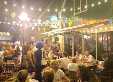 netherlands/volendam/nightclub/t-winckeltje