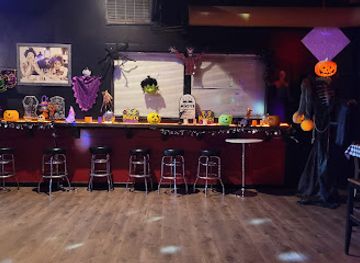 rhode-island/trustom-pond-national-wildlife-refuge/nightclub/platforms-dance-club