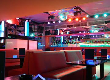 greece/athens/thissio/nightclub/disco-vinilio