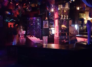 south-africa/cape-town/v-a-waterfront/nightclub/crew-bar