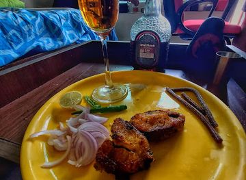 india/assam/nightclub/changmai-07