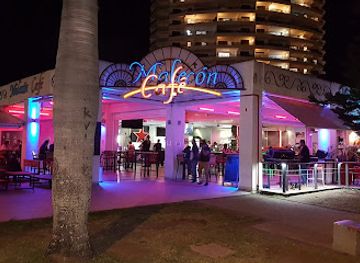 new-caledonia/baie-des-citrons/nightclub/la-guinche