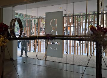 trinidad-and-tobago/edith-falls/nightclub/green-face-bar