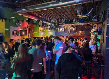 latvia/riga/central-district/nightclub/greenwood-bar