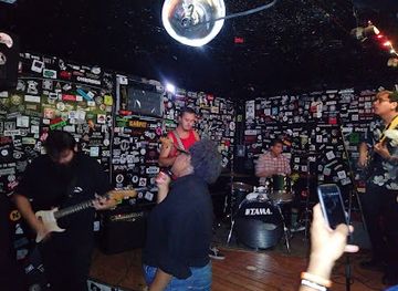 california/anaheim/nightclub/doll-hut