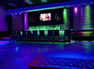 virginia/arlington/nightclub/lounge
