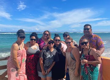 LuluLosa Beach Fales Bar & Grill