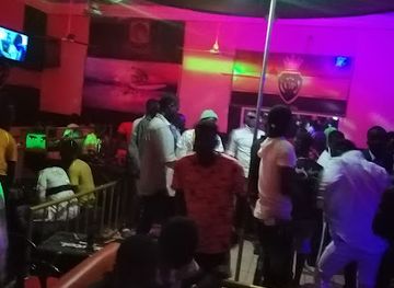 GALAXYUM NIGHT CLUB