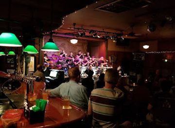 illinois/cicero/nightclub/fitzgerald-s